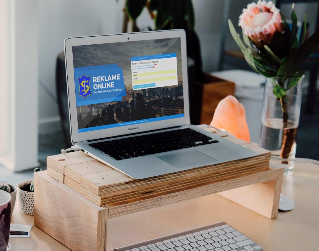 Aplikasi Reklame Online